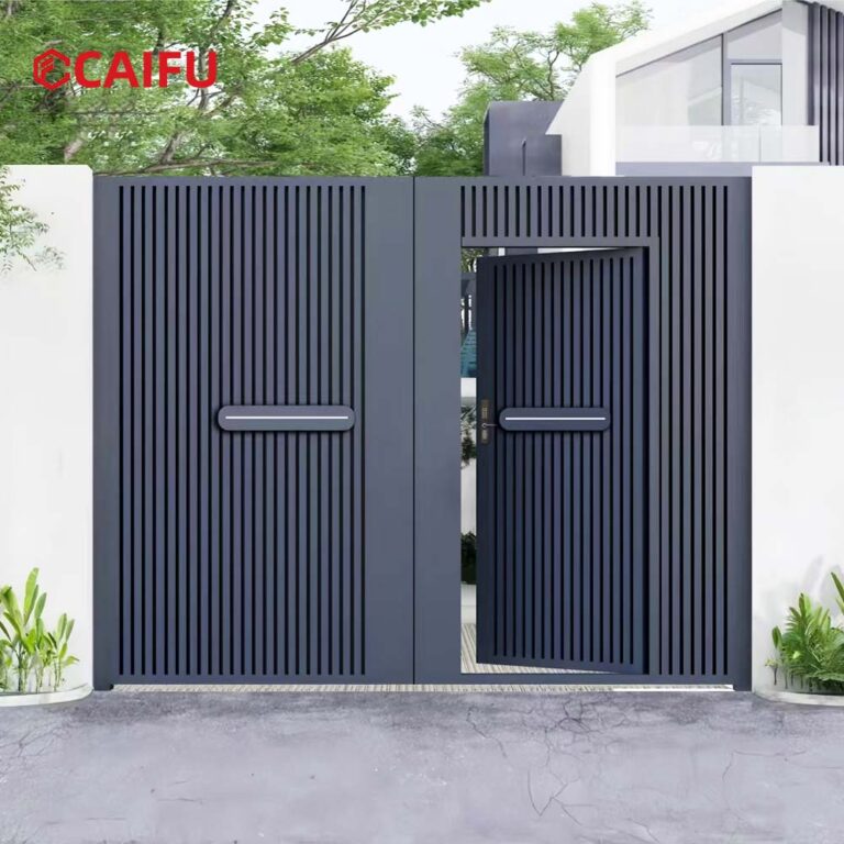 Swing Gate with Wicket Door (3)
